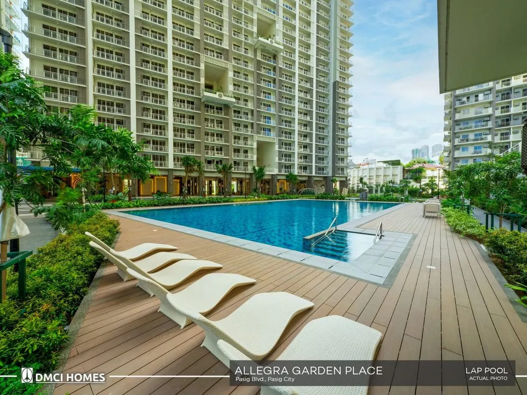 Allegra Garden Place — twin 55-storey DMCI Homes towers in Pasig City with Moroccan architectural theme